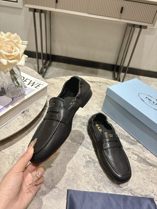 Лоферы женские фото 7