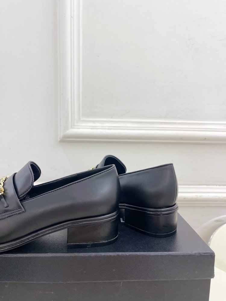 Лоферы женские фото 7