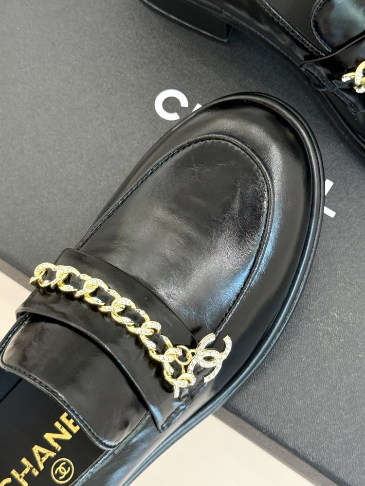 Лоферы женские фото 7