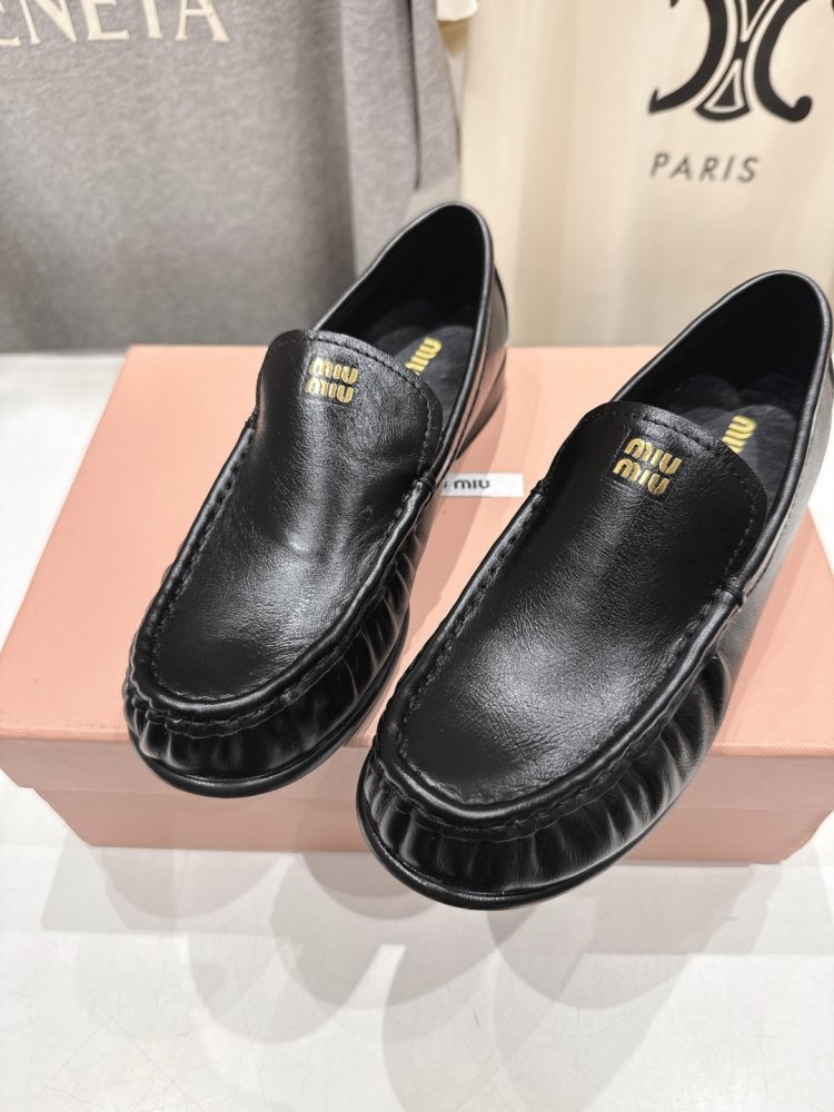 Лоферы женские фото 7