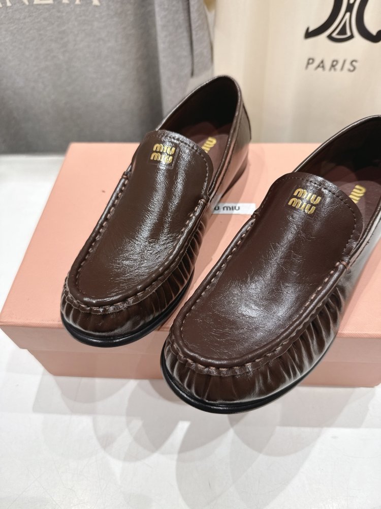 Лоферы женские фото 7