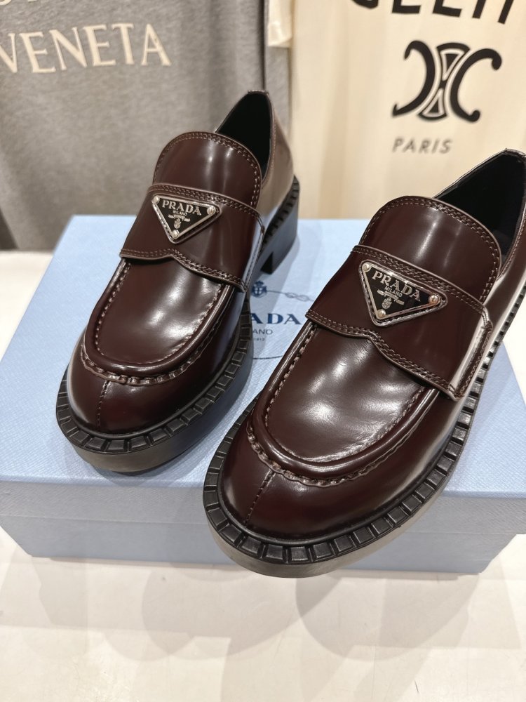 Лоферы женские фото 7