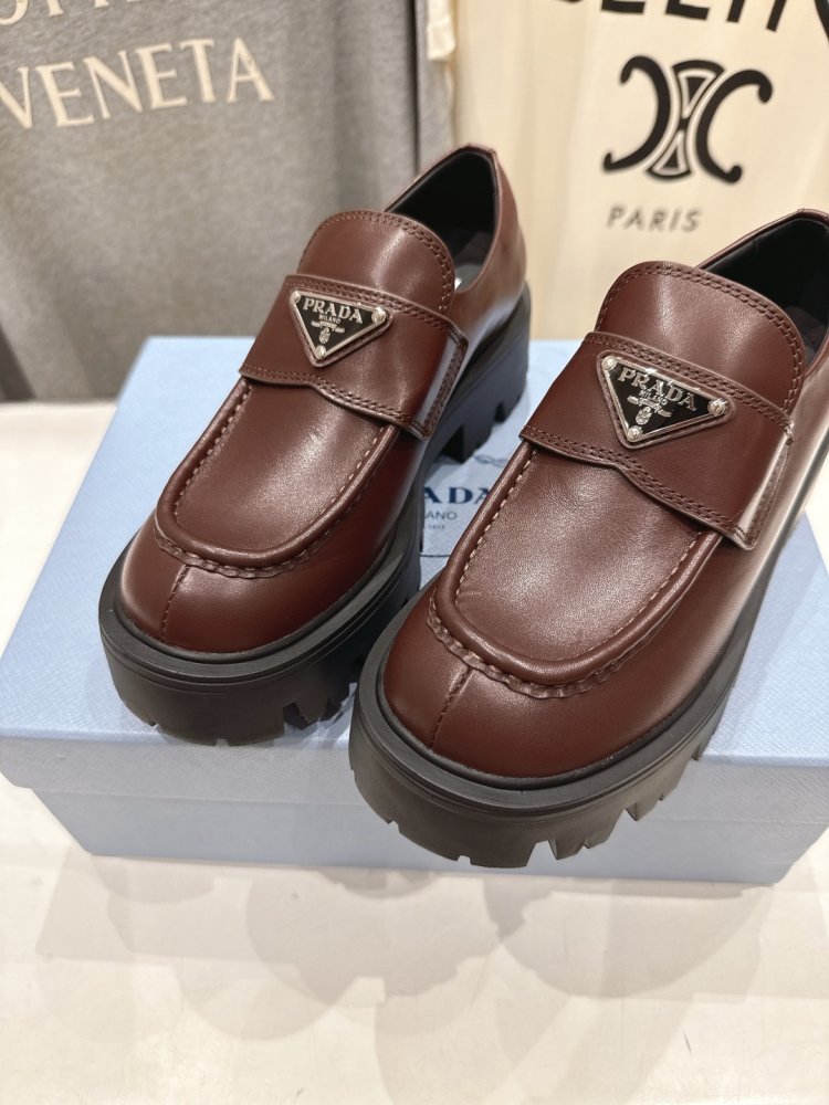 Лоферы женские фото 7