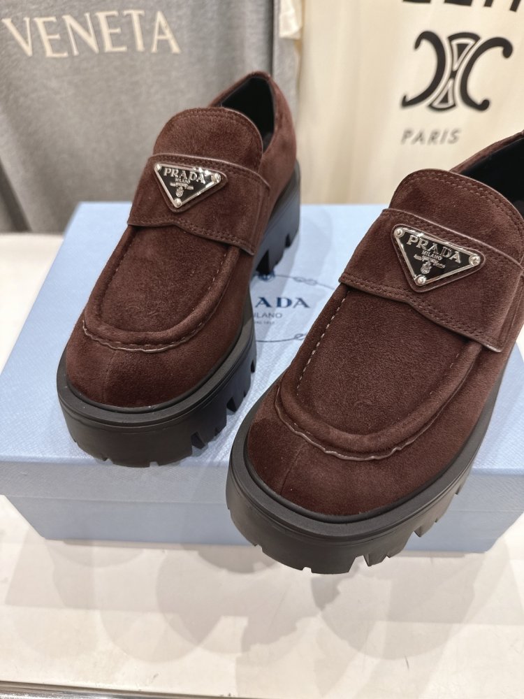 Лоферы женские фото 7