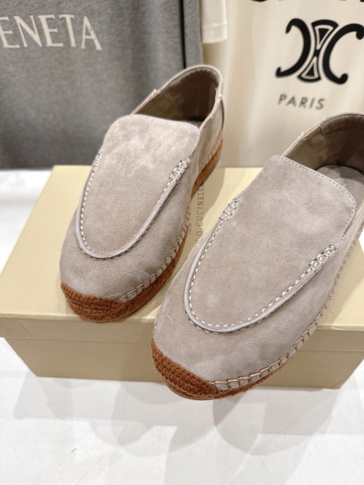 Лоферы женские фото 7