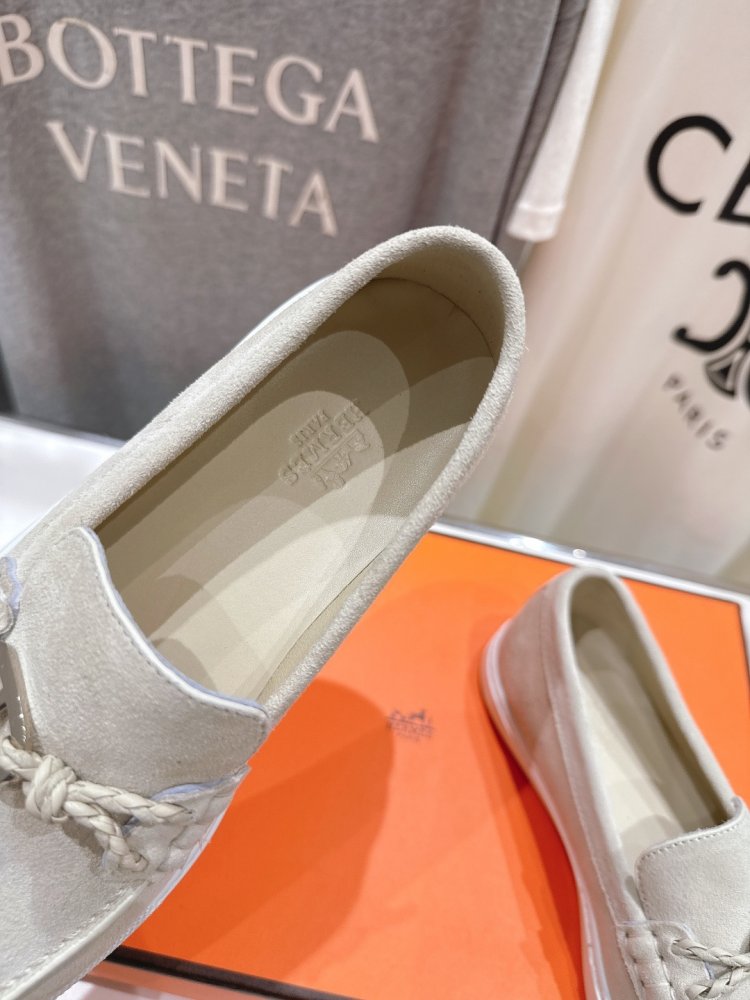 Лоферы жіночі фото 7