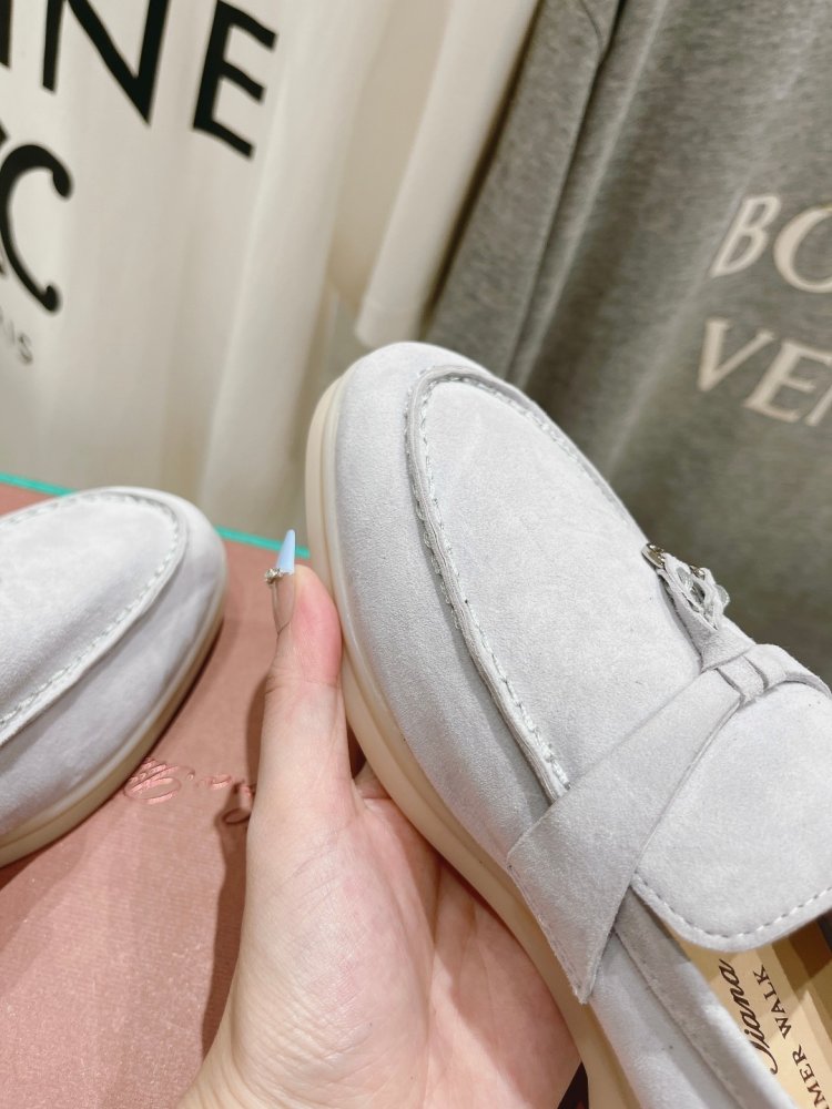 Лоферы жіночі фото 7