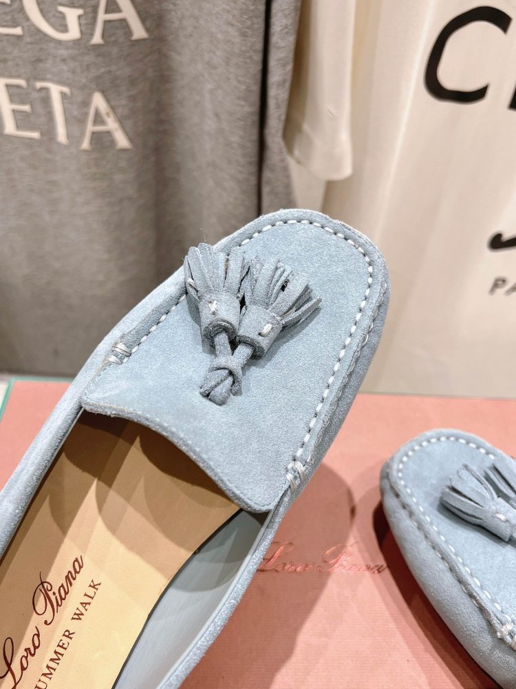 Лоферы жіночі фото 7