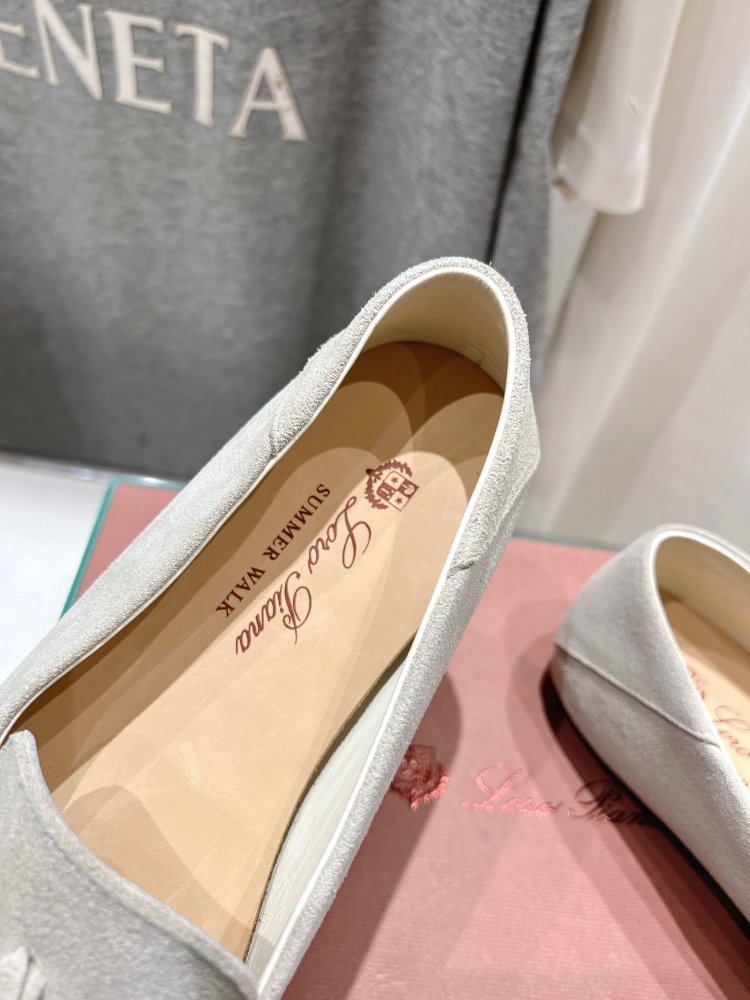 Лоферы жіночі фото 7