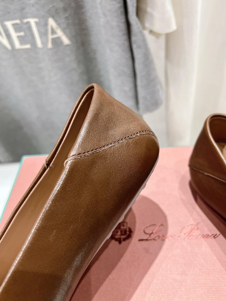 Лоферы жіночі фото 7