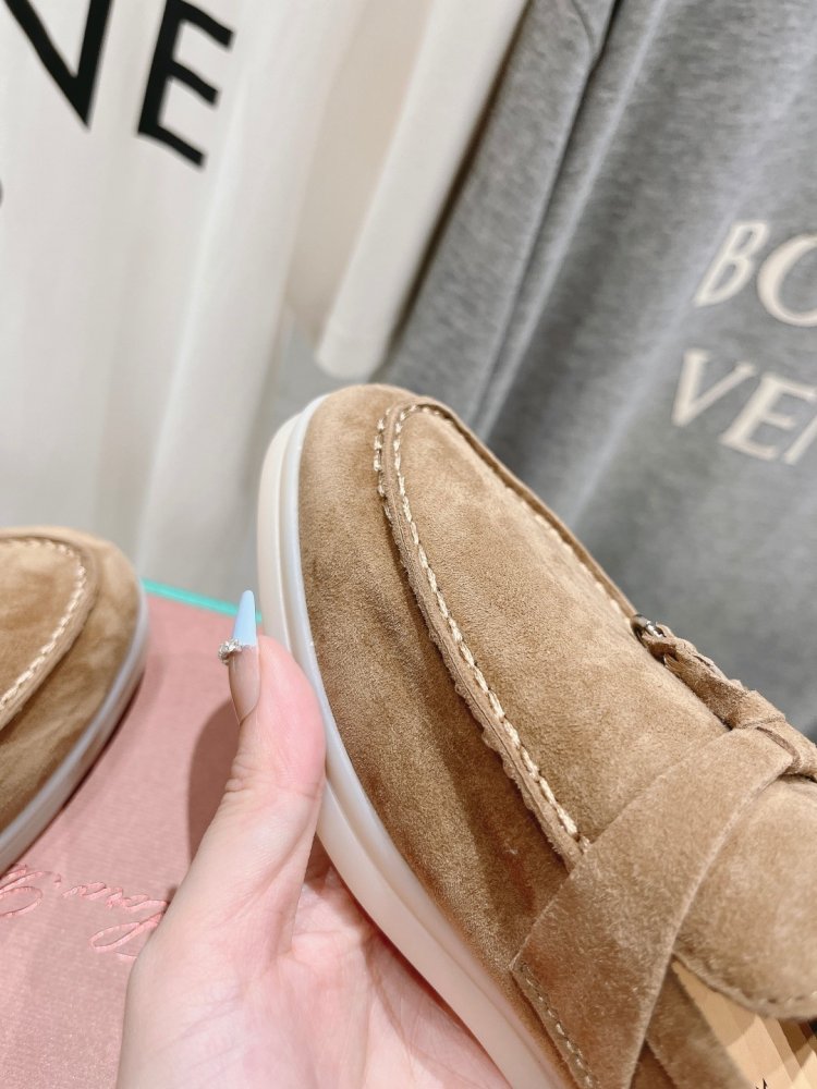 Лоферы жіночі фото 7