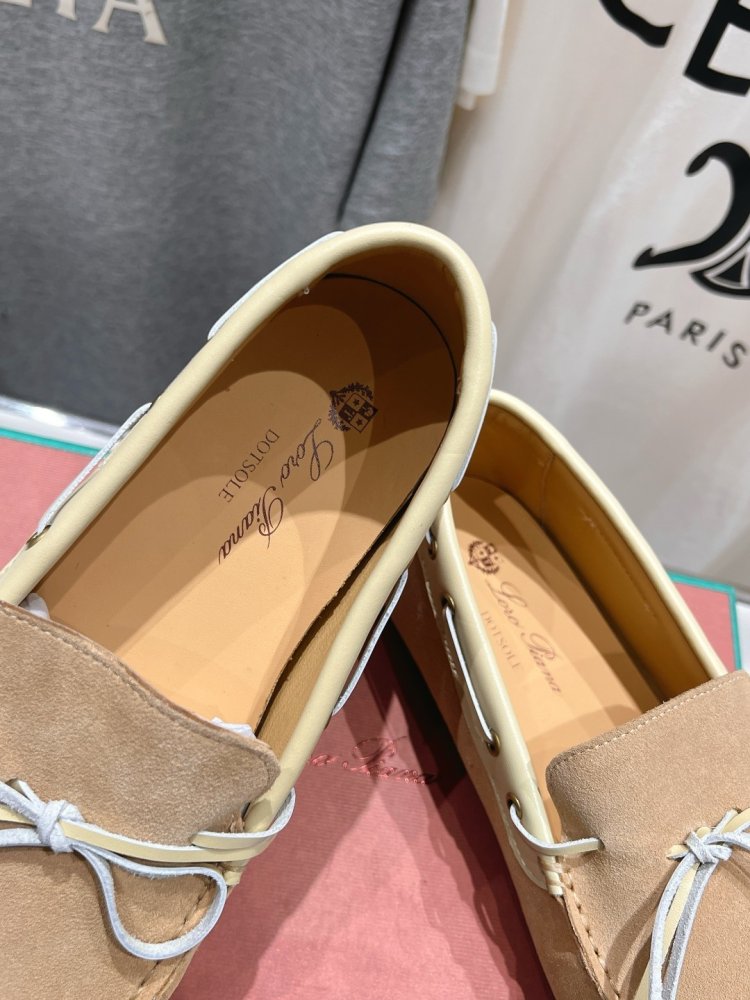 Лоферы жіночі фото 7