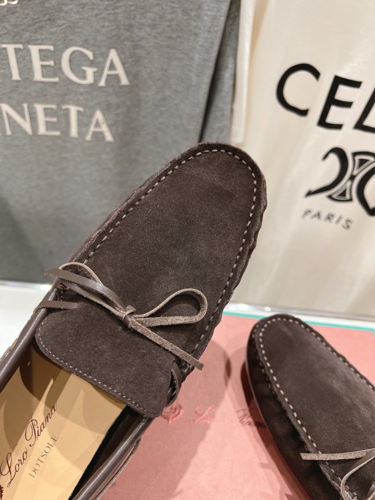 Лоферы жіночі фото 7