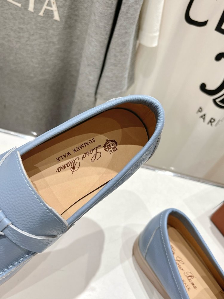 Лоферы жіночі фото 7