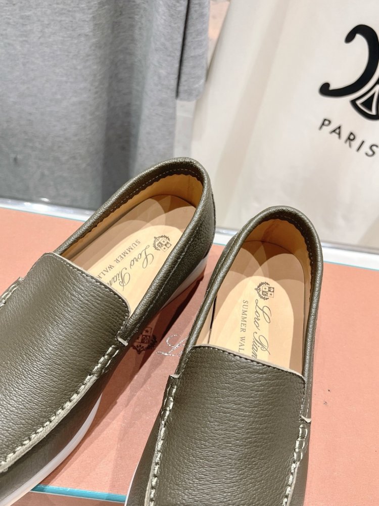 Лоферы женские фото 7