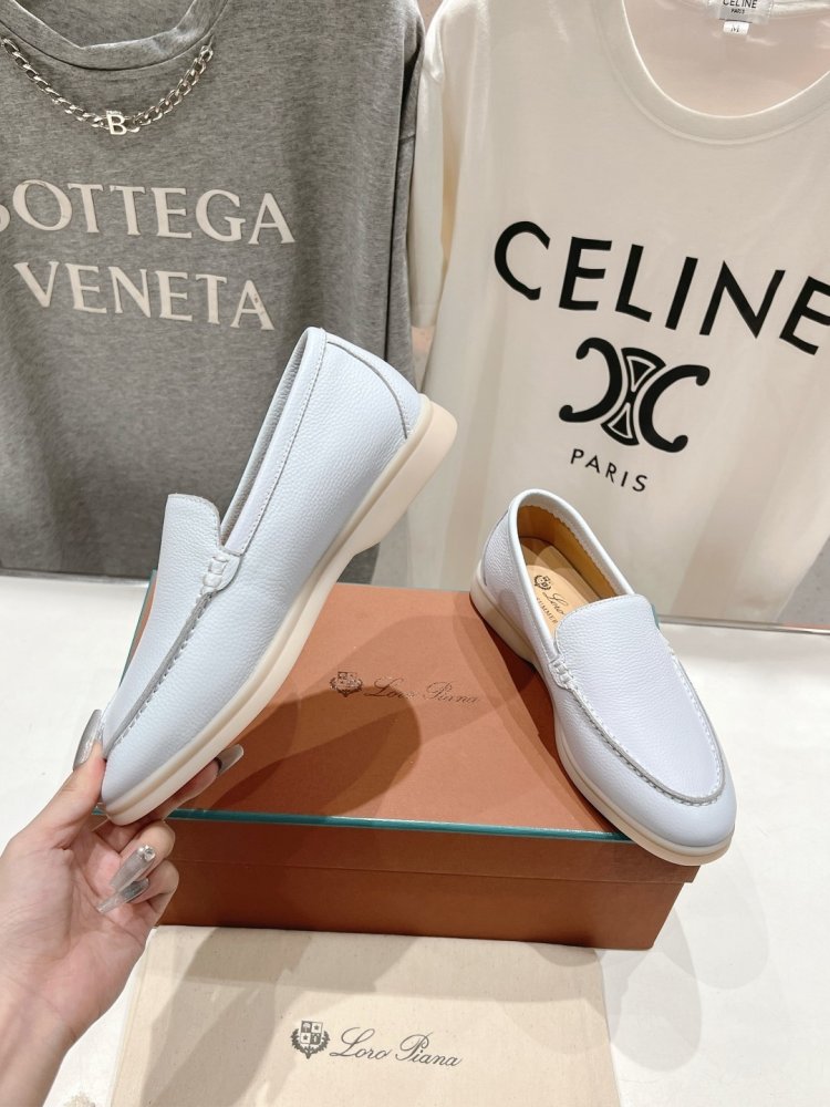 Лоферы женские фото 7