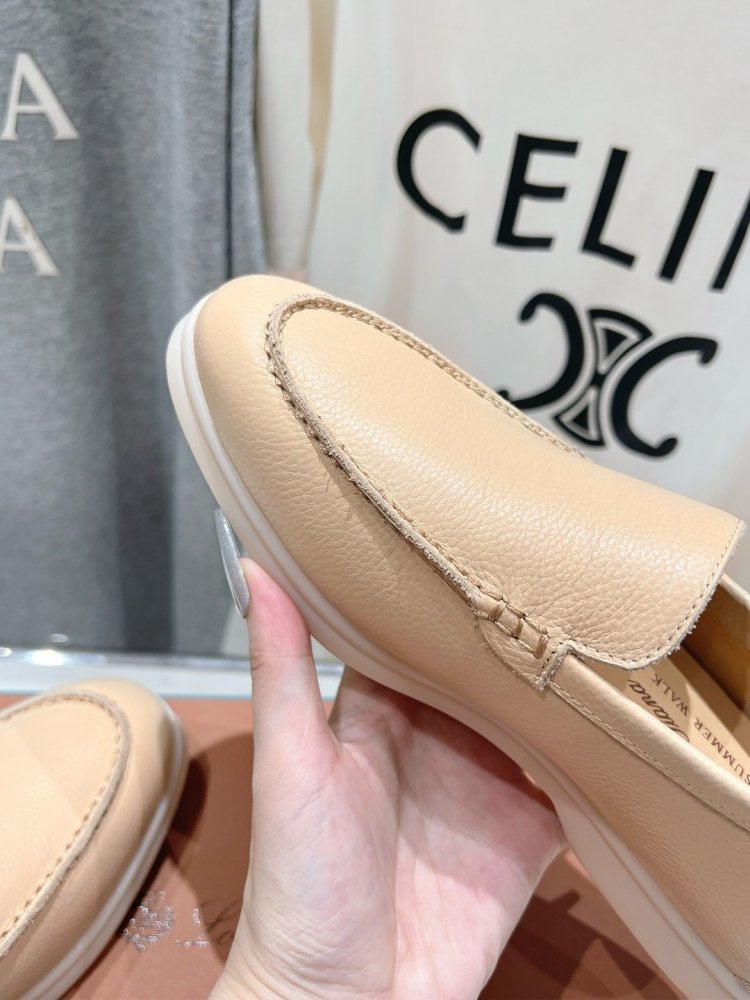 Лоферы женские фото 7