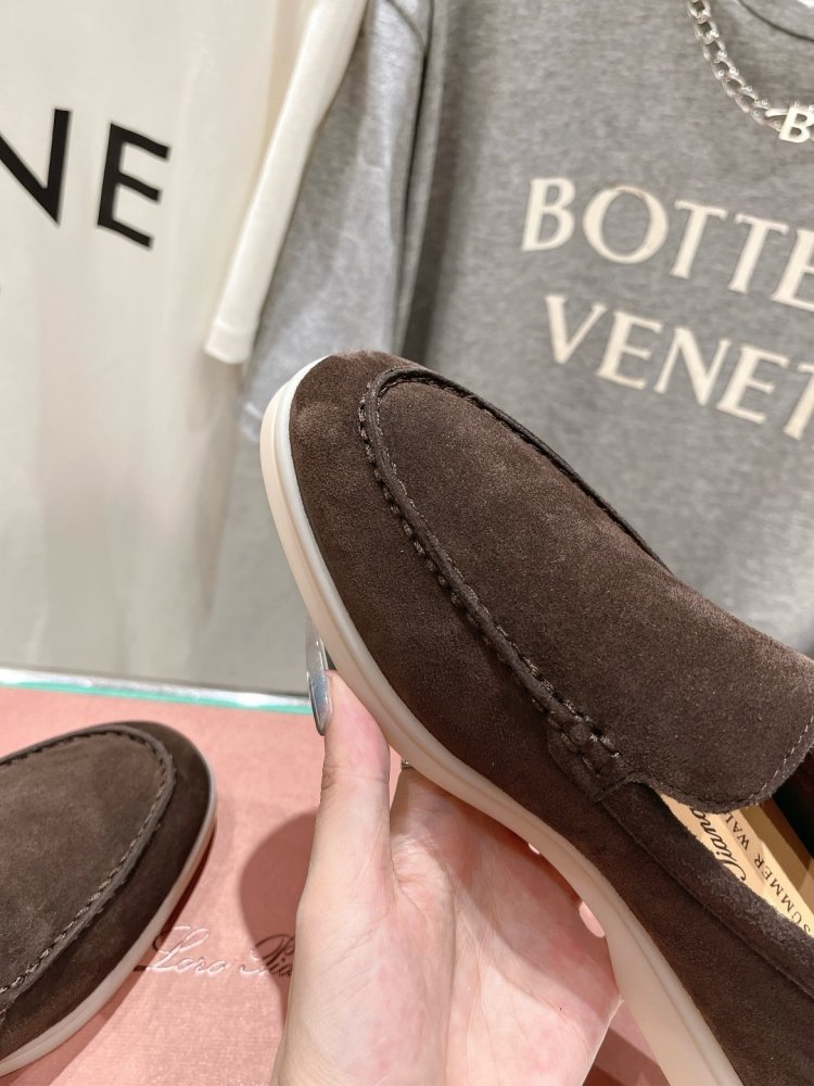 Лоферы женские фото 7