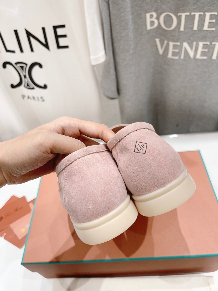 Лоферы женские фото 7