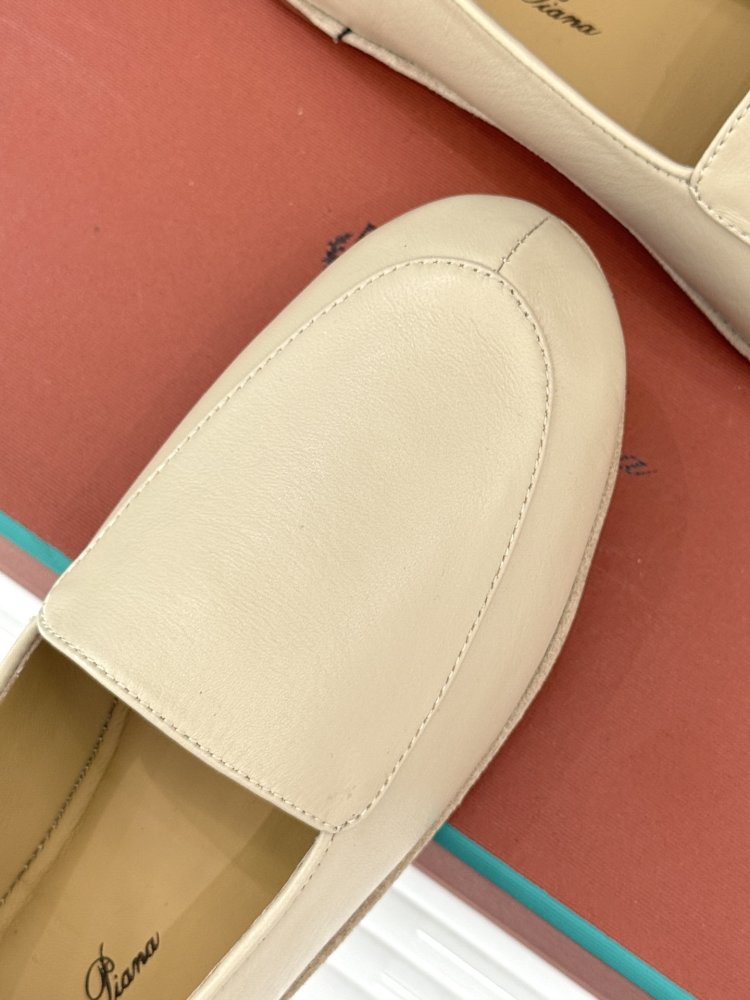 Лоферы жіночі фото 7