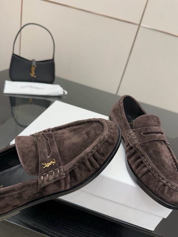 Лоферы женские фото 7