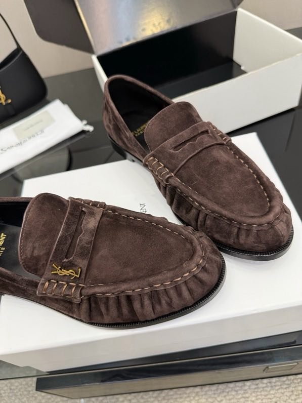 Лоферы женские фото 7