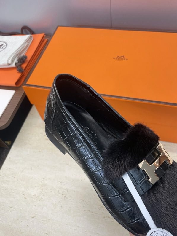 Лоферы женские фото 7