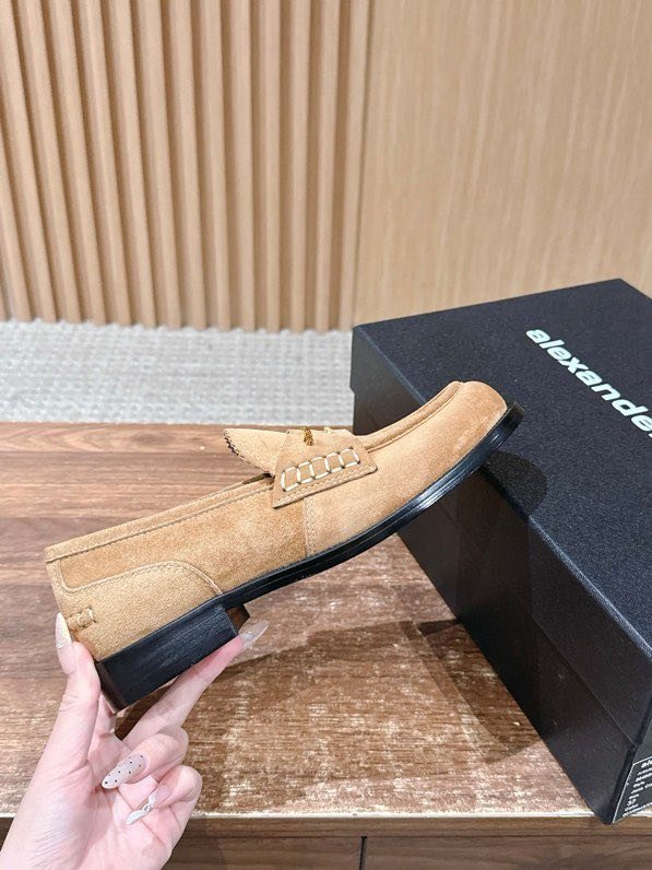 Лоферы женские фото 7