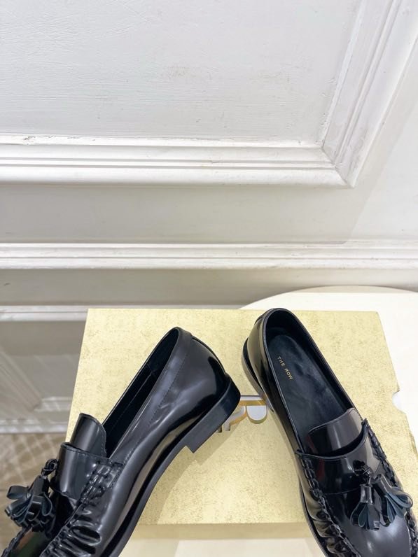 Лоферы женские фото 7