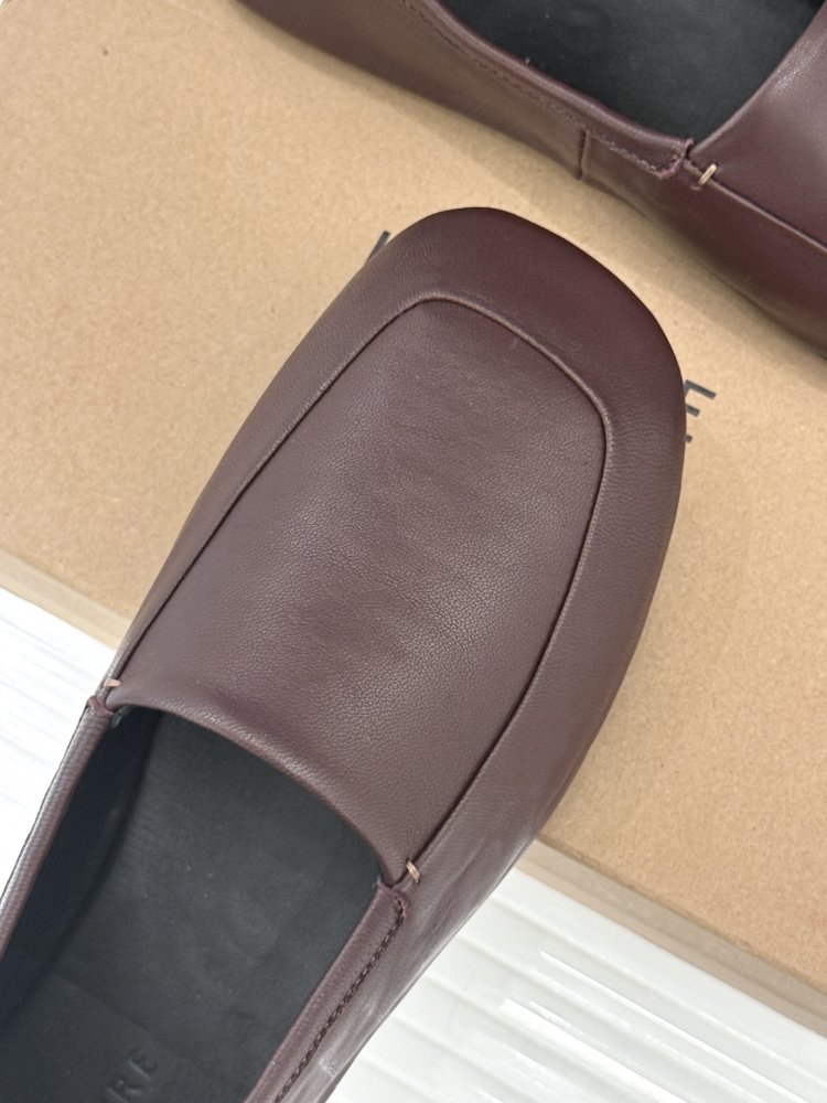 Лоферы жіночі фото 7