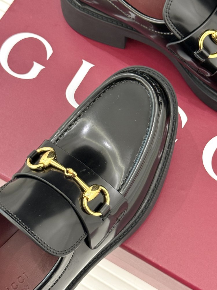 Лоферы женские фото 7