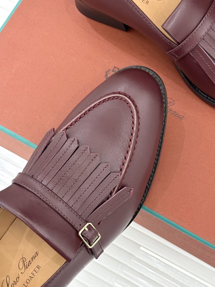 Лоферы женские фото 7