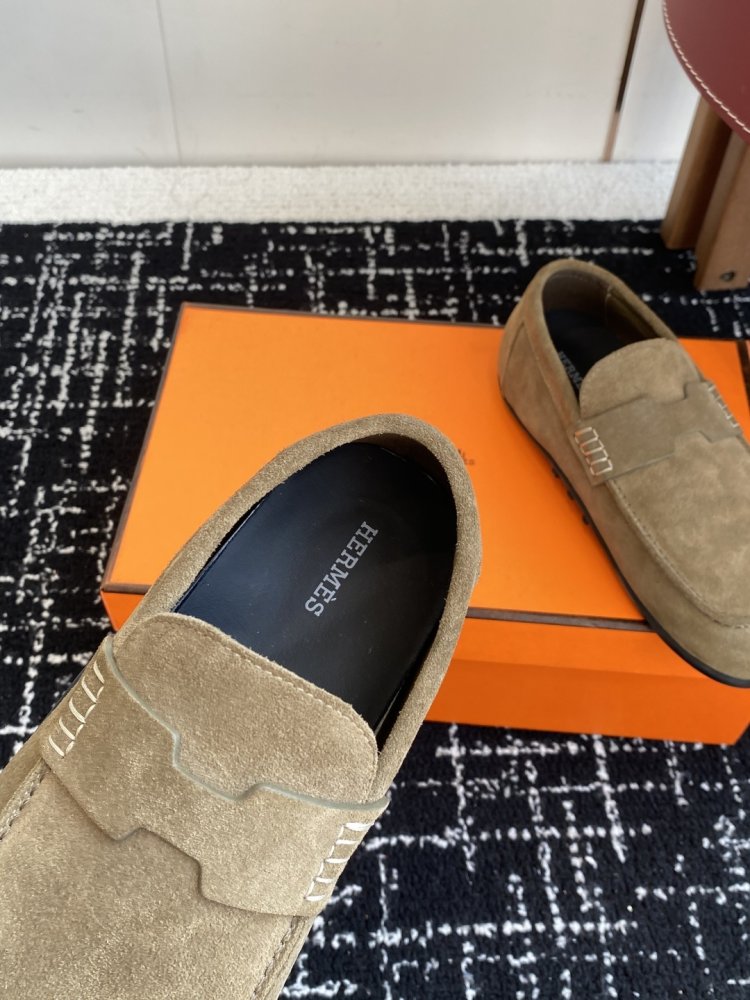 Лоферы жіночі фото 8