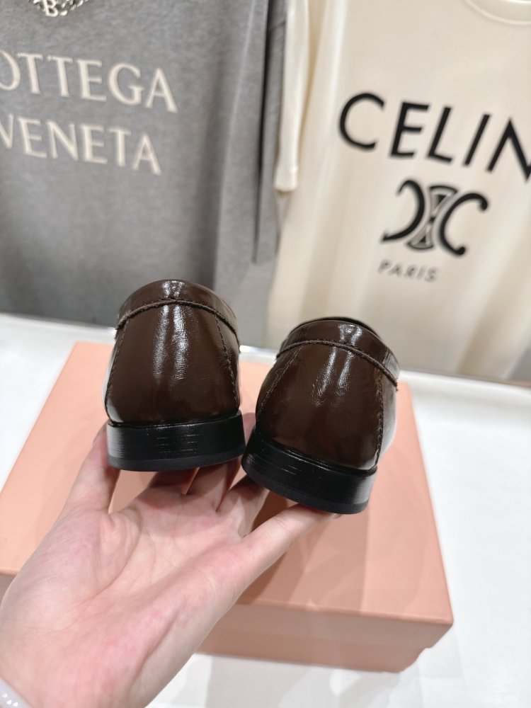 Лоферы женские фото 8