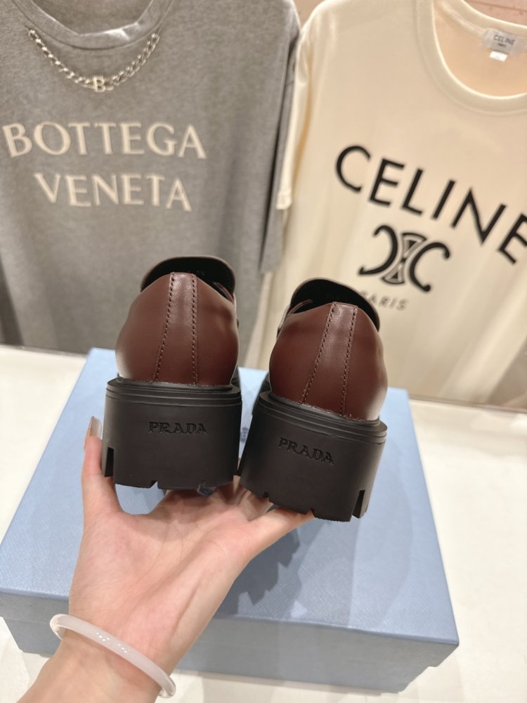 Лоферы женские фото 8