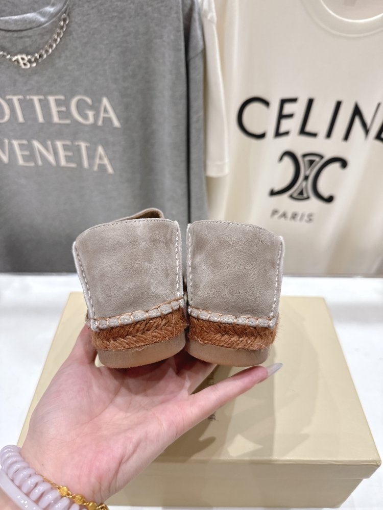 Лоферы женские фото 8