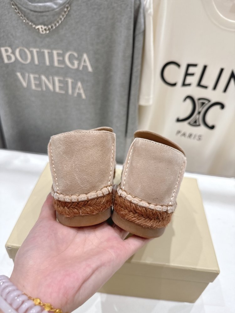 Лоферы женские фото 8