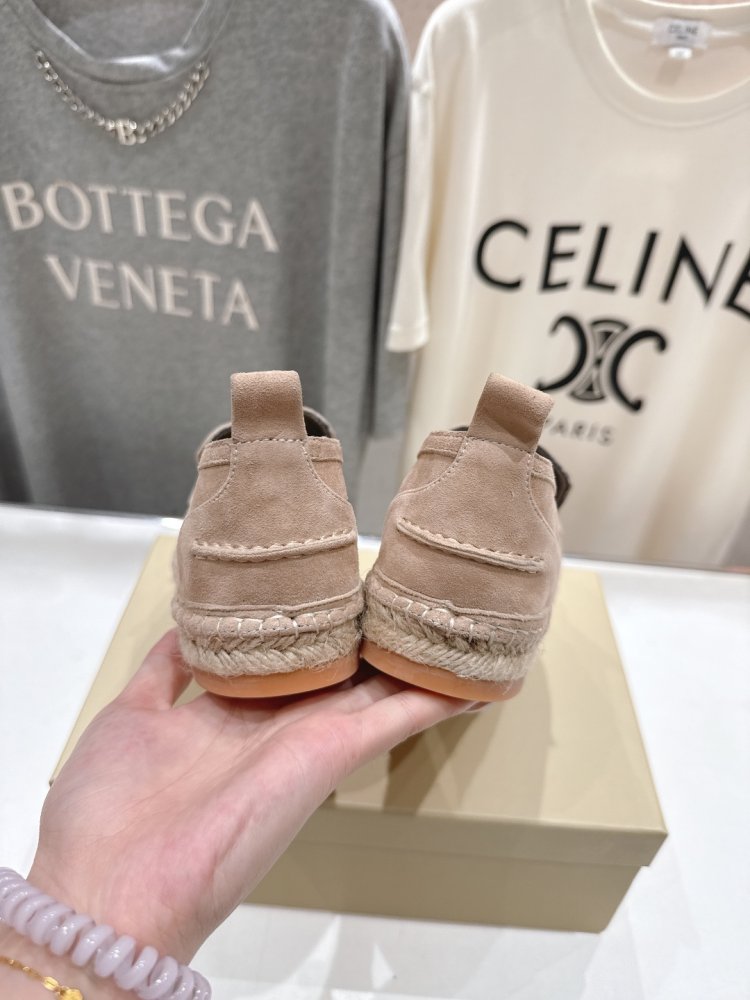 Лоферы женские фото 8