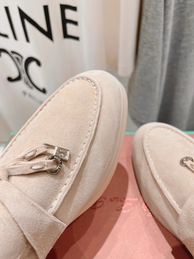 Лоферы жіночі фото 8