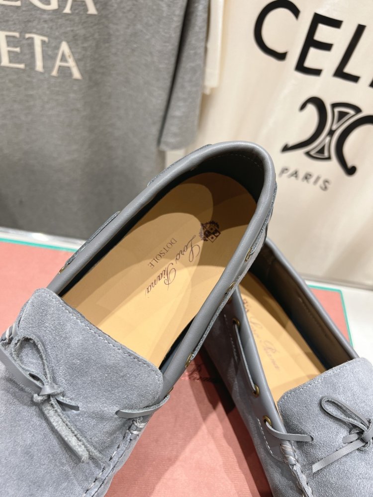 Лоферы жіночі фото 8