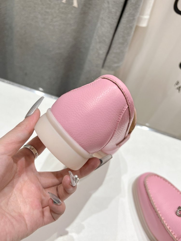 Лоферы жіночі фото 8