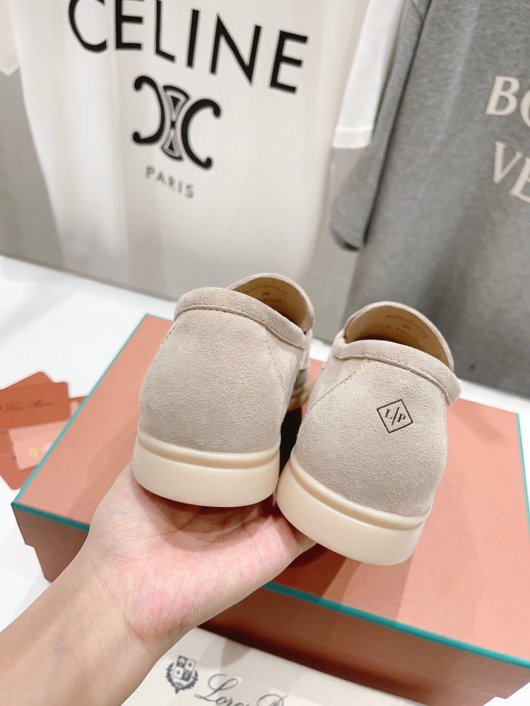 Лоферы женские фото 8