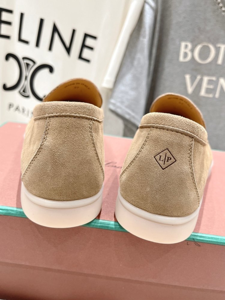 Лоферы женские фото 8