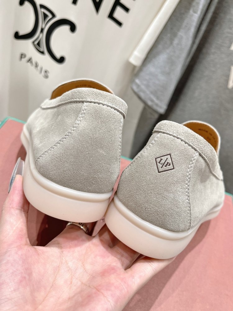 Лоферы женские фото 8