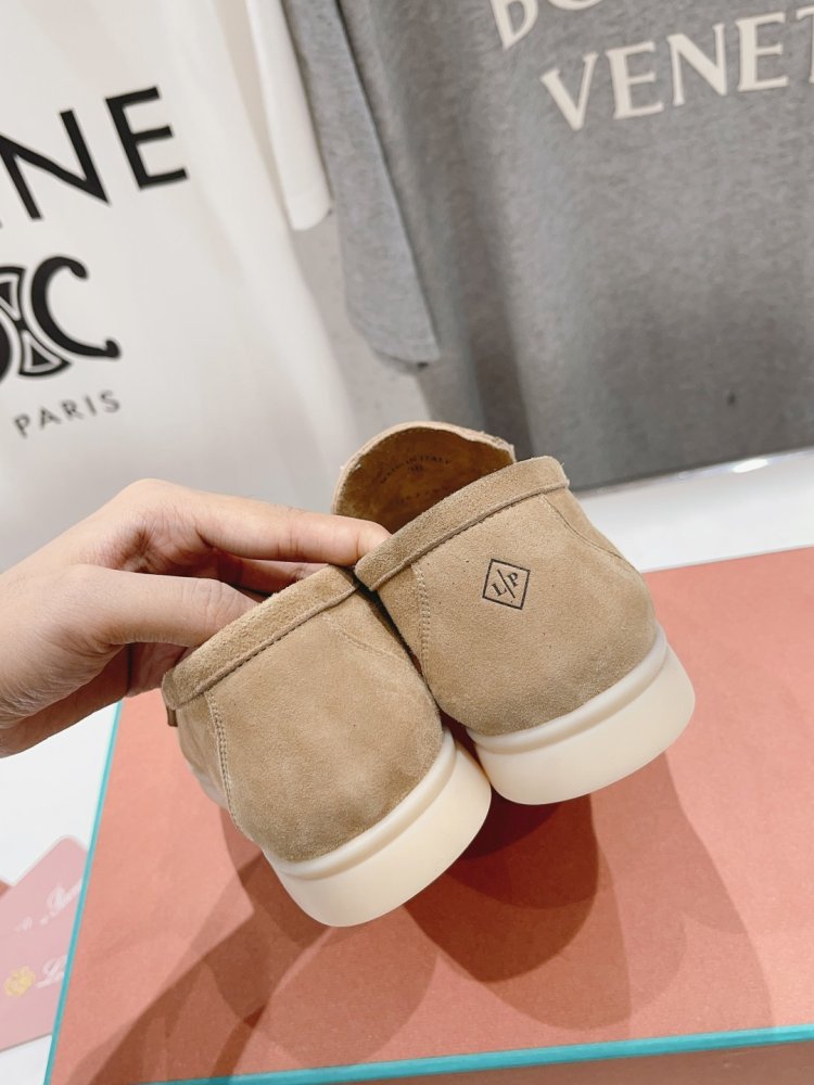 Лоферы женские фото 8