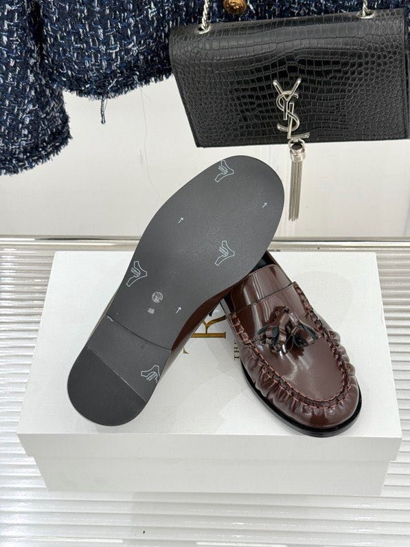 Лоферы женские фото 8