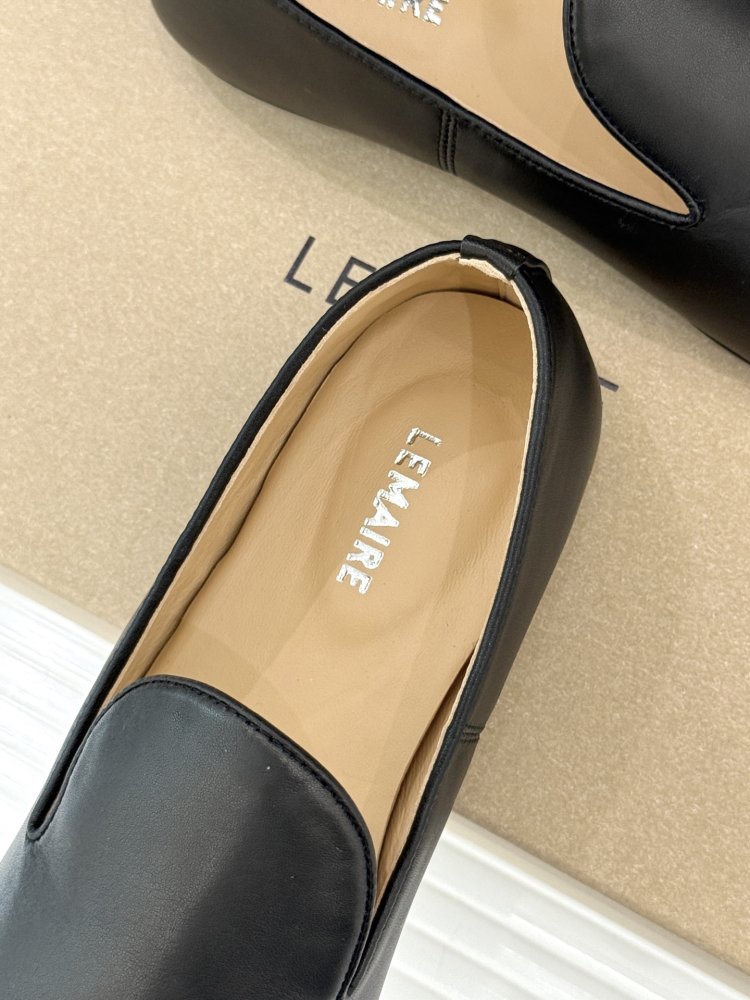 Лоферы жіночі фото 8