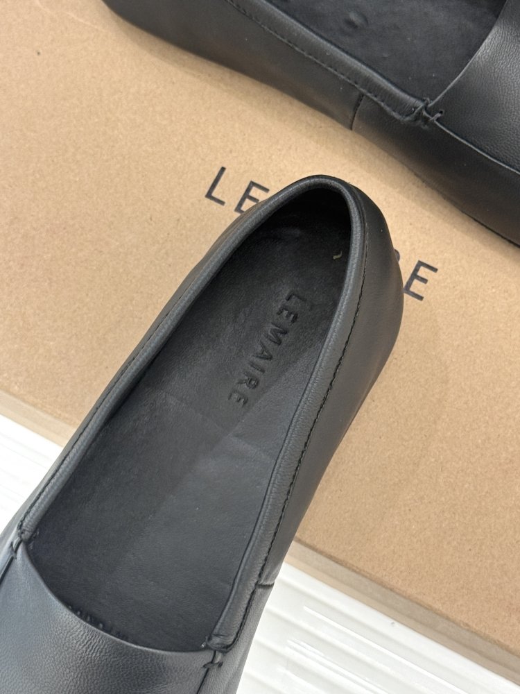 Лоферы жіночі фото 8