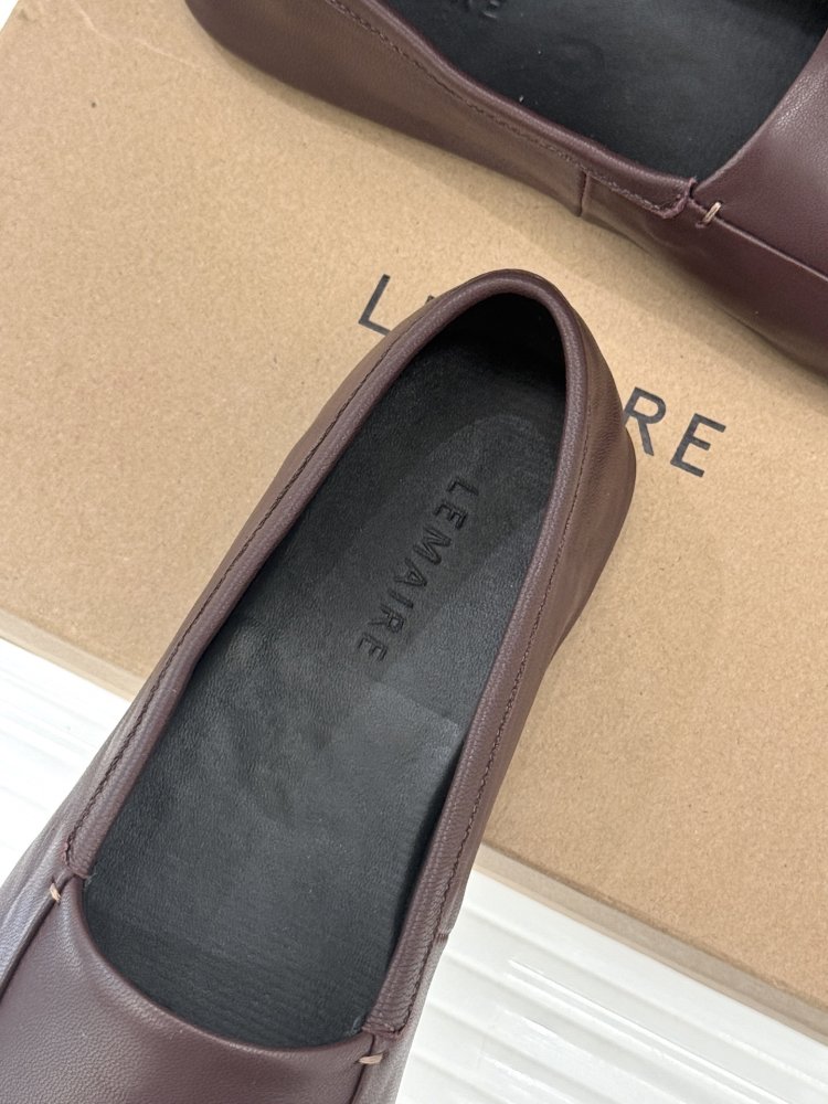 Лоферы жіночі фото 8