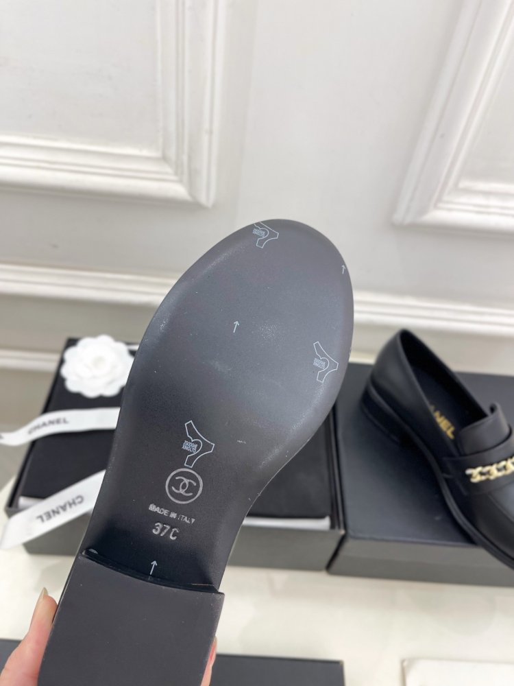 Лоферы женские фото 9